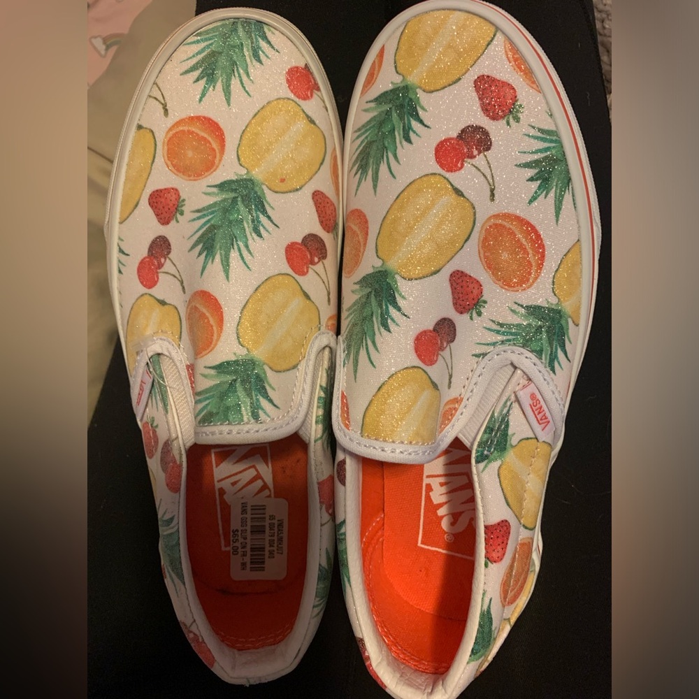 Vans size 7 Fruit Print Slip-On -glitter Shoes -White. suede-canvas upper.